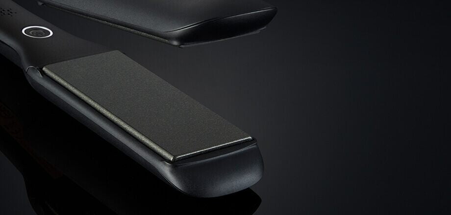 GHD max styler straightener
